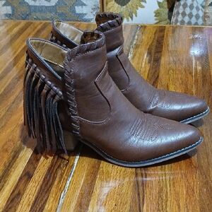 Natural Reflections Keykee Tasseled Western Bootie - 8 1/2